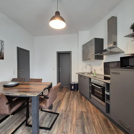 Mikra Homes24 In * Crimmitschau