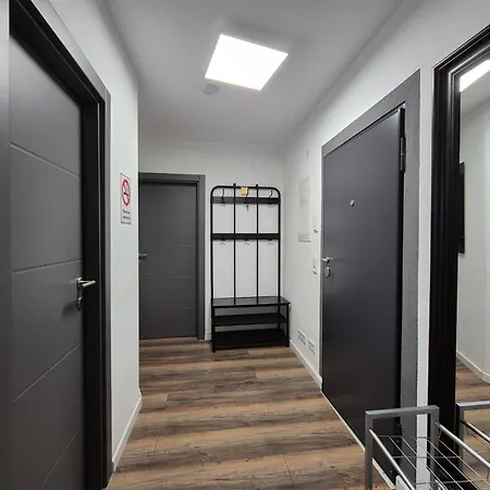 Mikra Homes24 In Apartment Crimmitschau